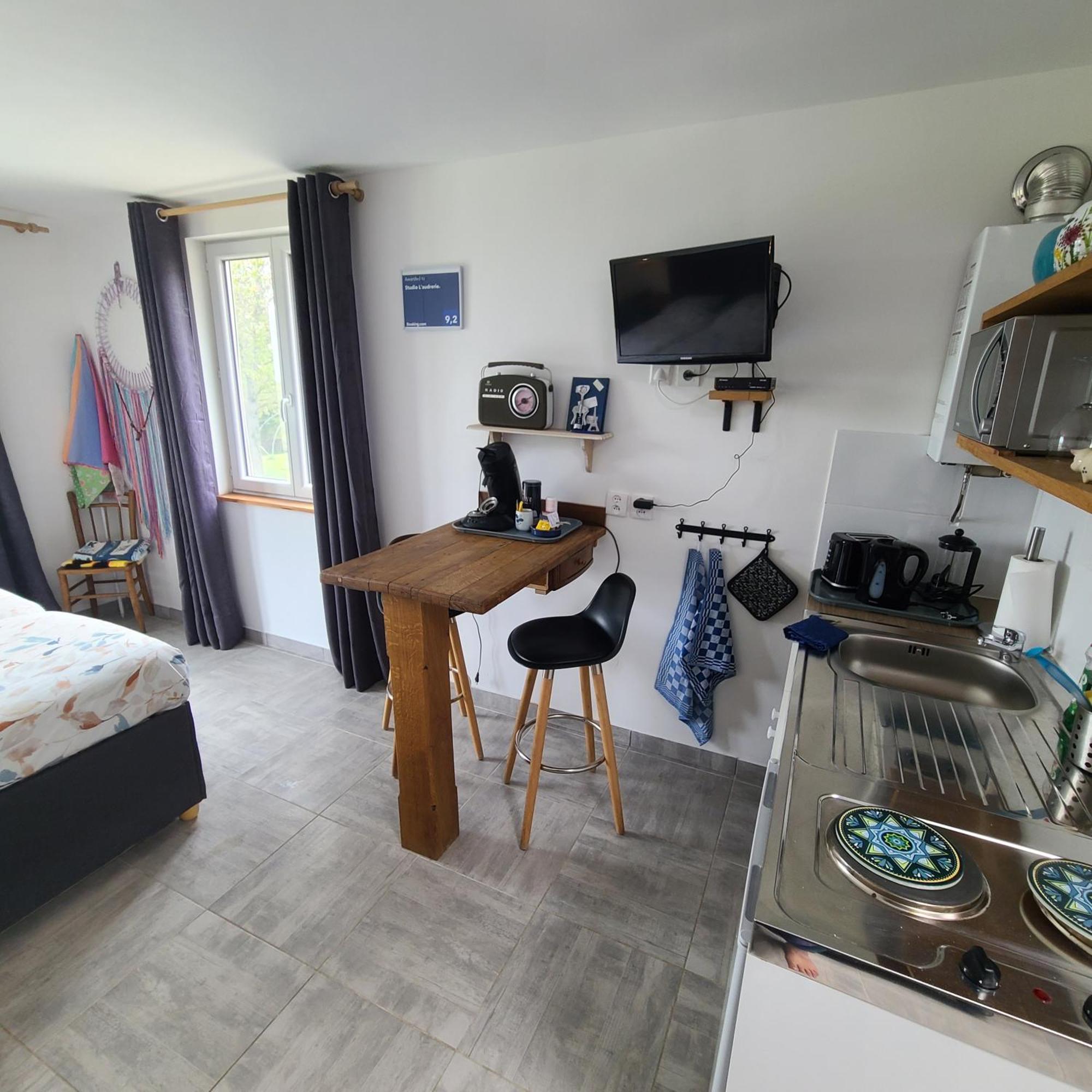 Studio L'Audrerie. Saint-Pardoux-Corbier 外观 照片